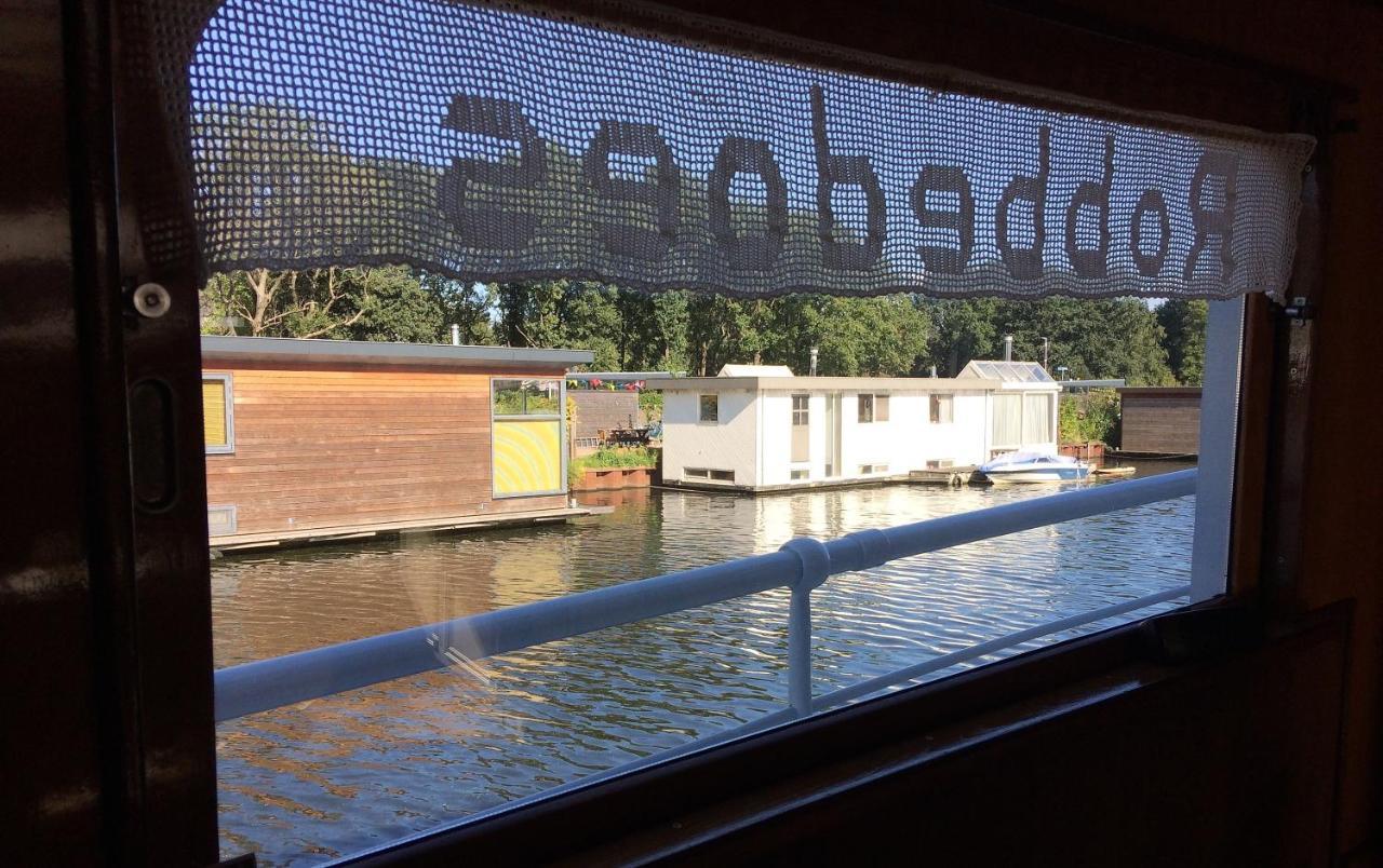 B&B Woonschip Robbedoes Amersfoort Exteriör bild