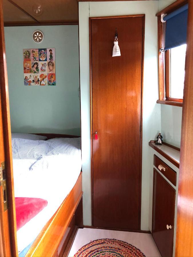 B&B Woonschip Robbedoes Amersfoort Exteriör bild